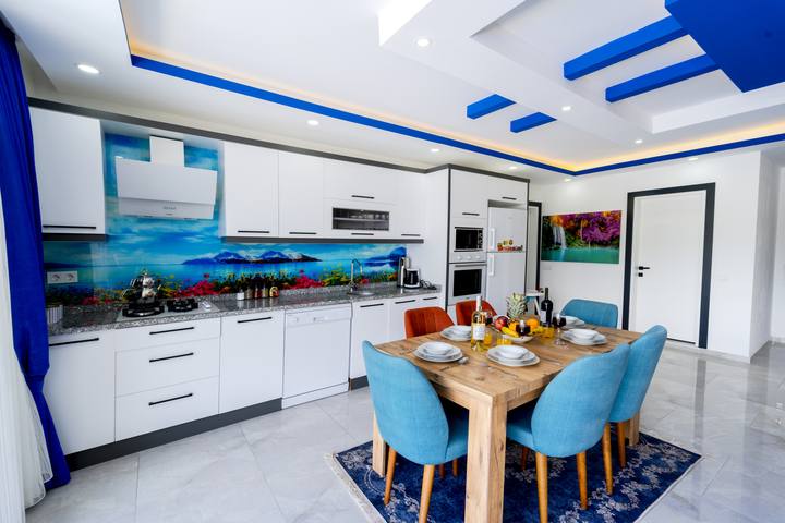 Villa Safira mutfak ve yemek alanı